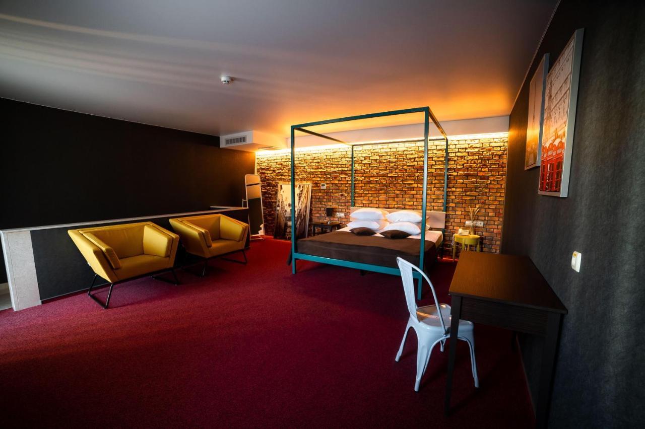 Sribni Leleky Hotel & Spa Lutsʼk Eksteriør billede